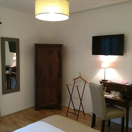 La D'escoublac Bed & Breakfast