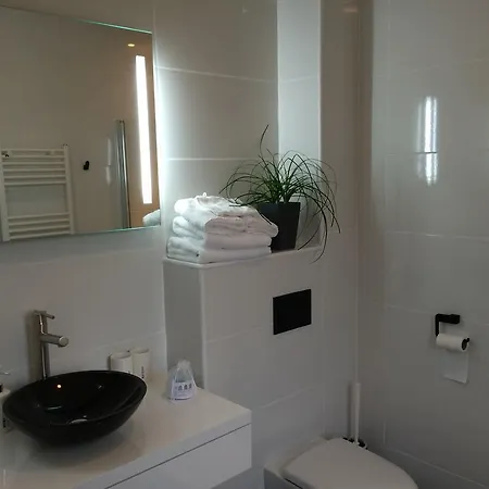 La D'escoublac Bed & Breakfast 2*